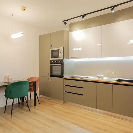 Miku Apartment-spectacular 1bd At Komuna E Parisit Appartement Tirana