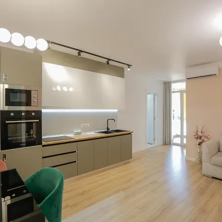 Miku Apartment-spectacular 1bd At Komuna E Parisit Tirana