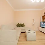 Miku Apartment-spectacular 1bd At Komuna E Parisit Lejlighed