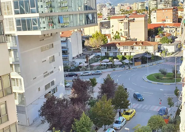 Miku Apartment-spectacular 1bd At Komuna E Parisit * Tirana